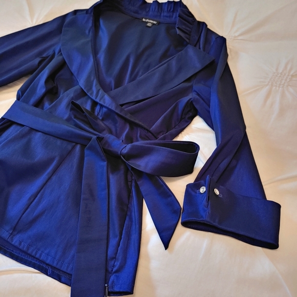 Le Chateau Y2k royal blue irridescent chrome ruffle wrap dress shirt. Size L - Picture 6 of 13